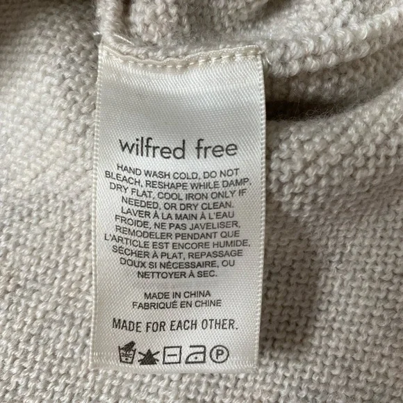 Aritzia Wilfred Free Merino Wool Pullover - Picture 4 of 10
